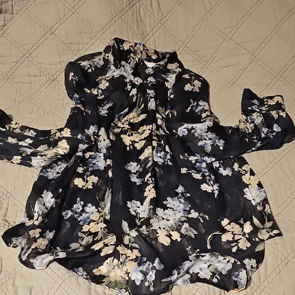 H&M Navy and Cream Floral Blouse